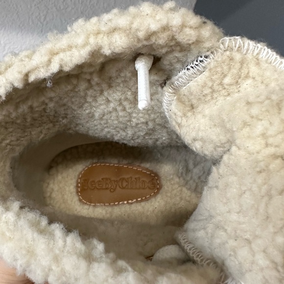 See by Chloé Aryana trainers
Black high-top suede sneakers - Picture 7 of 10